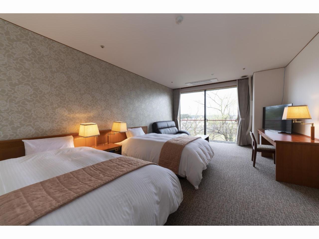 Yamashiro Onsen Miyabi No Yado Kaga Hyakumangoku Hotel Bagian luar foto