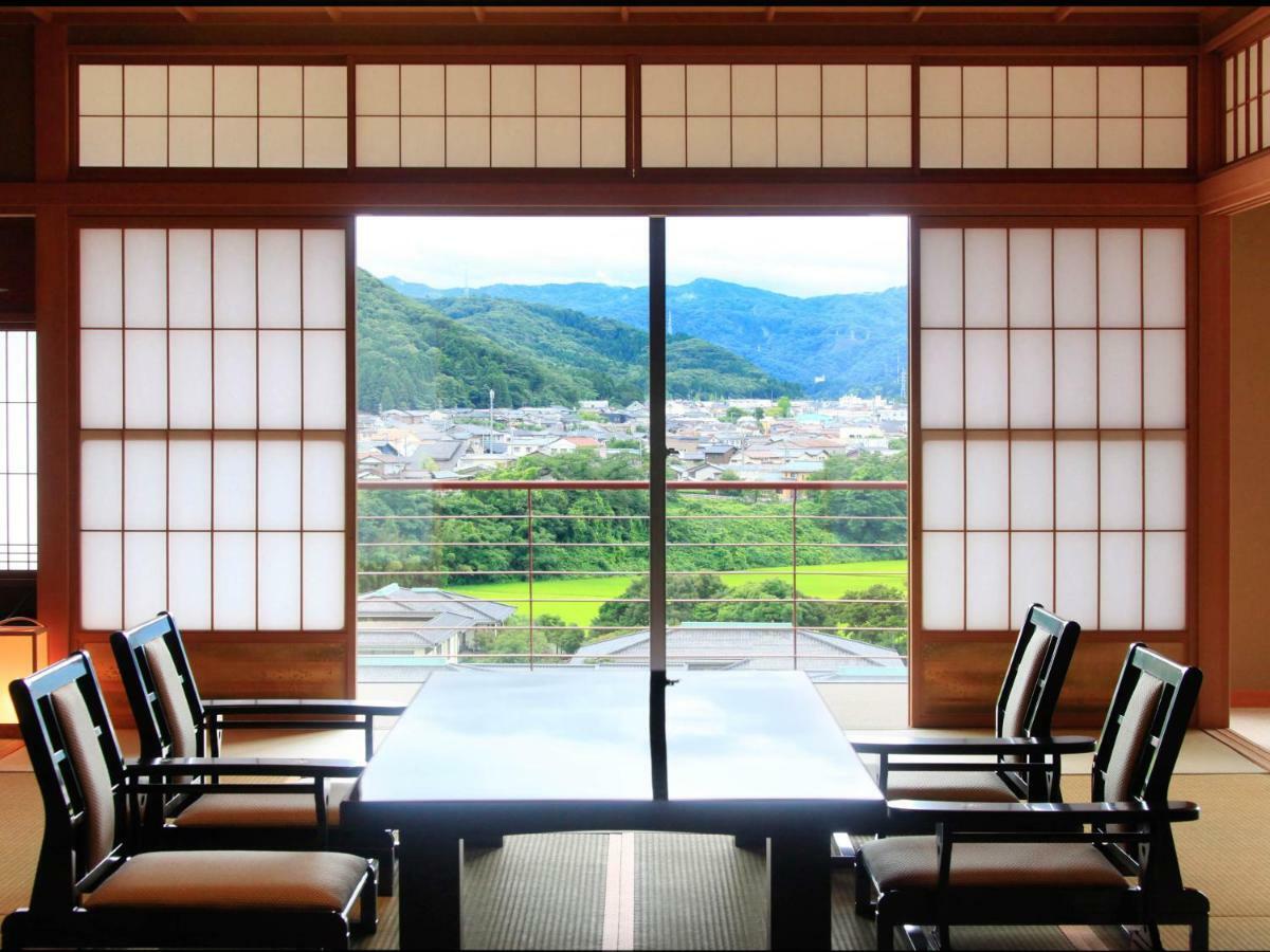Yamashiro Onsen Miyabi No Yado Kaga Hyakumangoku Hotel Bagian luar foto